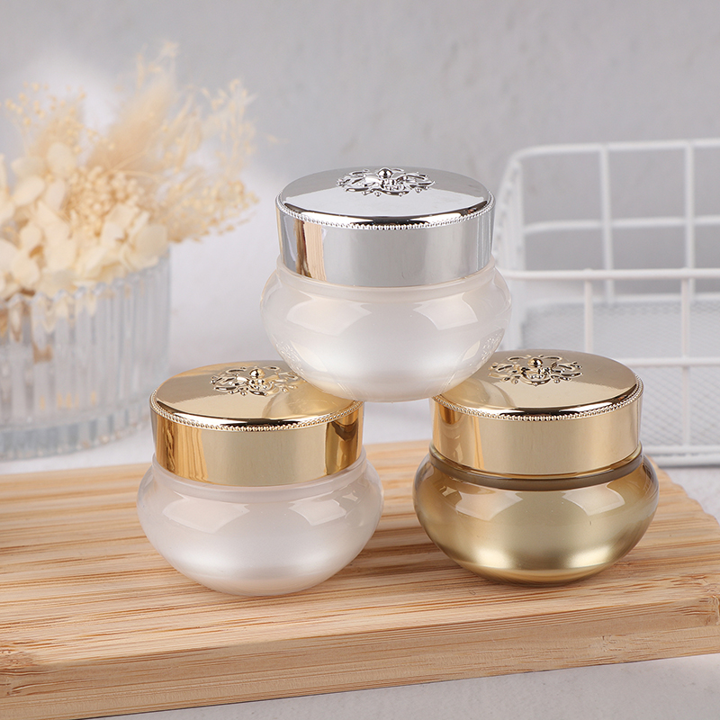 Acrylic Empty Travel Cream Jar - Luxury Skincare & Spa Photos recension och pris